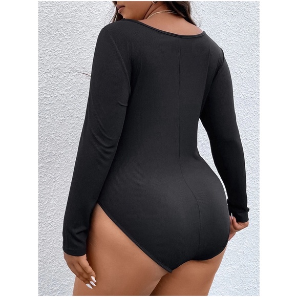 Plus Black Ribbed Long Sleeve Bodysuit - Picture 4 of 4